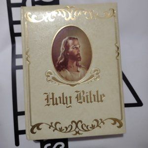 Holy Bible The Classic Portrait Edition King James Version Royal 1971 Vintage!